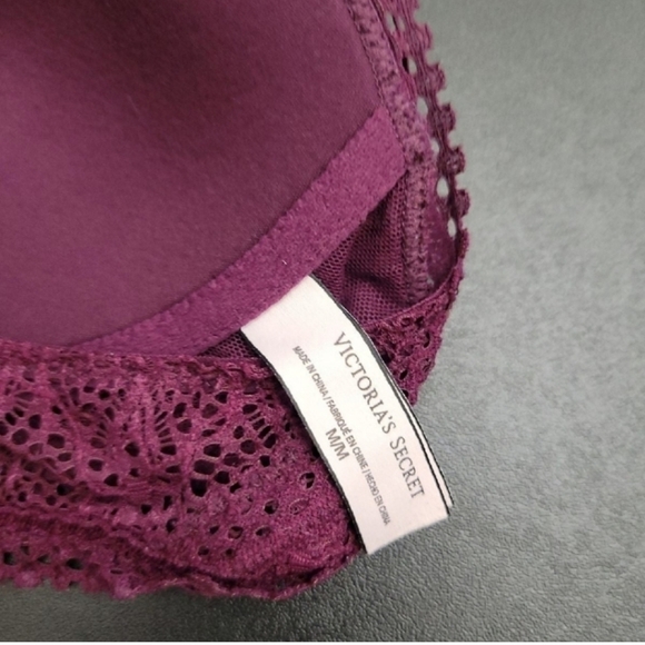 Victoria's Secret Purple Lace Bralette size Medium - Picture 5 of 7